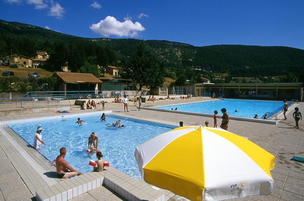 Vvf Drome Provence Hotel Montbrun-les-Bains Luaran gambar